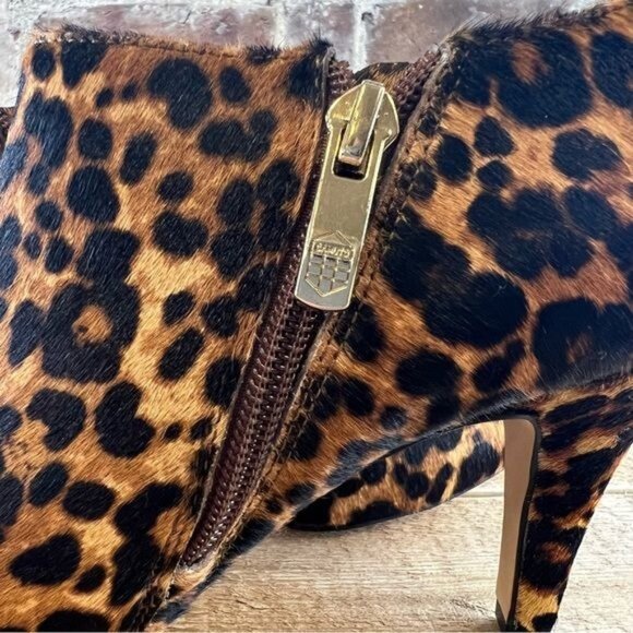 Vince Camuto Vive Calf Hair Heeled Leopard Print Booties Size 6(36) - Picture 9 of 9